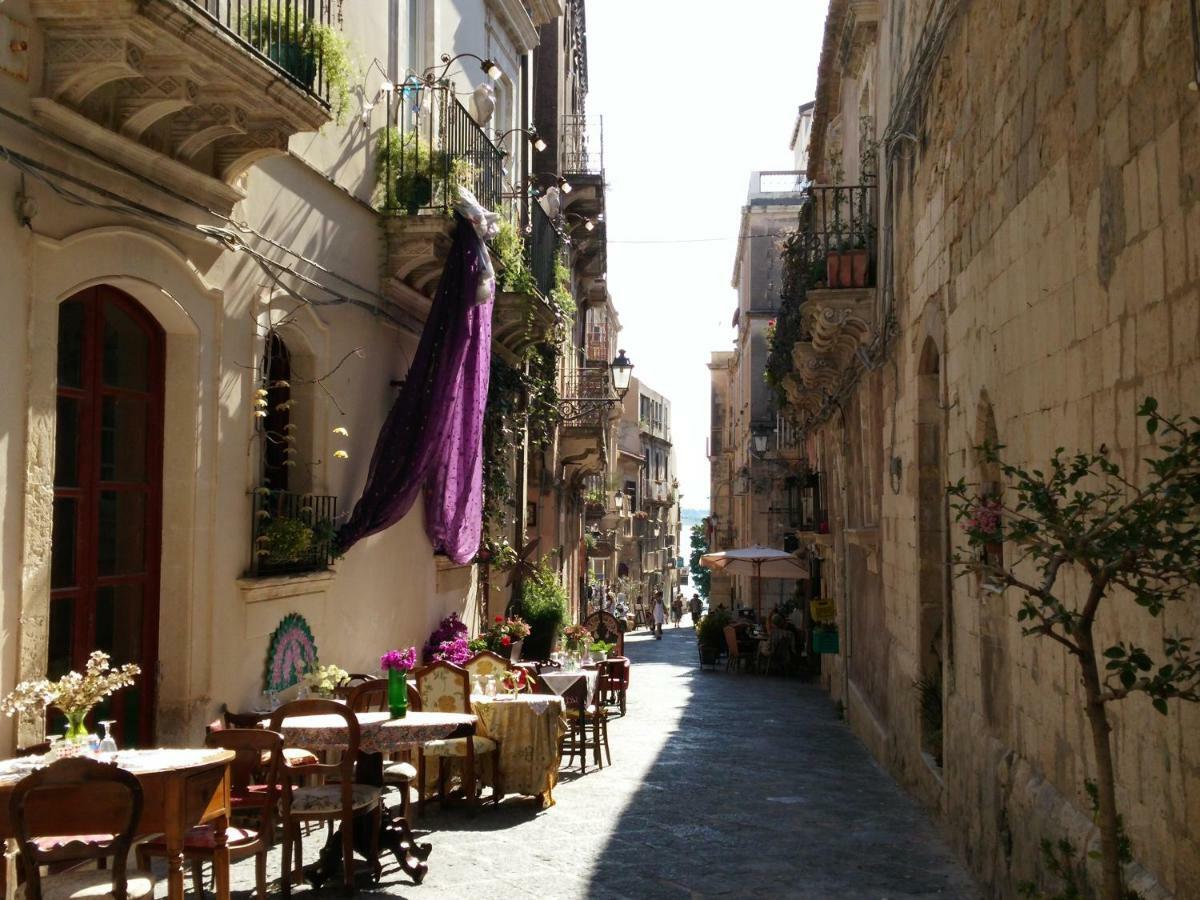 Bed & Breakfast D-home Ortigia